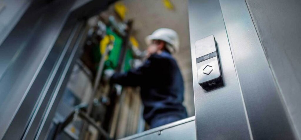 5 Signs Your Elevator Needs Immediate Attention.